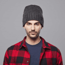 Модная шапка Chaos Hanna 120 в сером цвете для активного отдыха и путешествий, городского и походного стиля, экипировка для туризма и альпинизма для онлайн магазина спортивной одежды и обуви