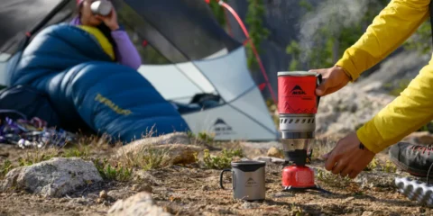 На чём готовить в походе: костёр, горелка или щепочница?